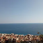 Bright And Panoramic Two-room Appartement Letojanni