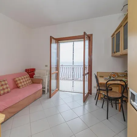 Bright And Panoramic Two-room *